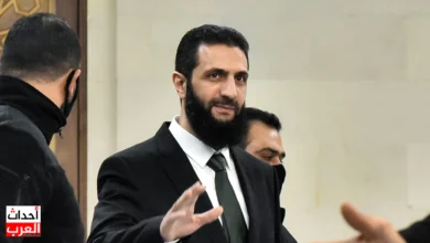 الرئيس السوري يظهر في لقطة غير معتادة وهو يمارس كرة السلة وسط دمشق الرئيس السوري يظهر في لقطة غير معتادة وهو يمارس كرة السلة وسط دمشق