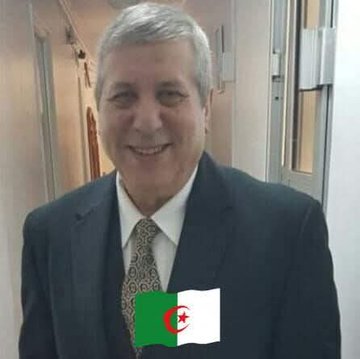 الراحل علي ذراع ملف عن حياته في يوم وفاته