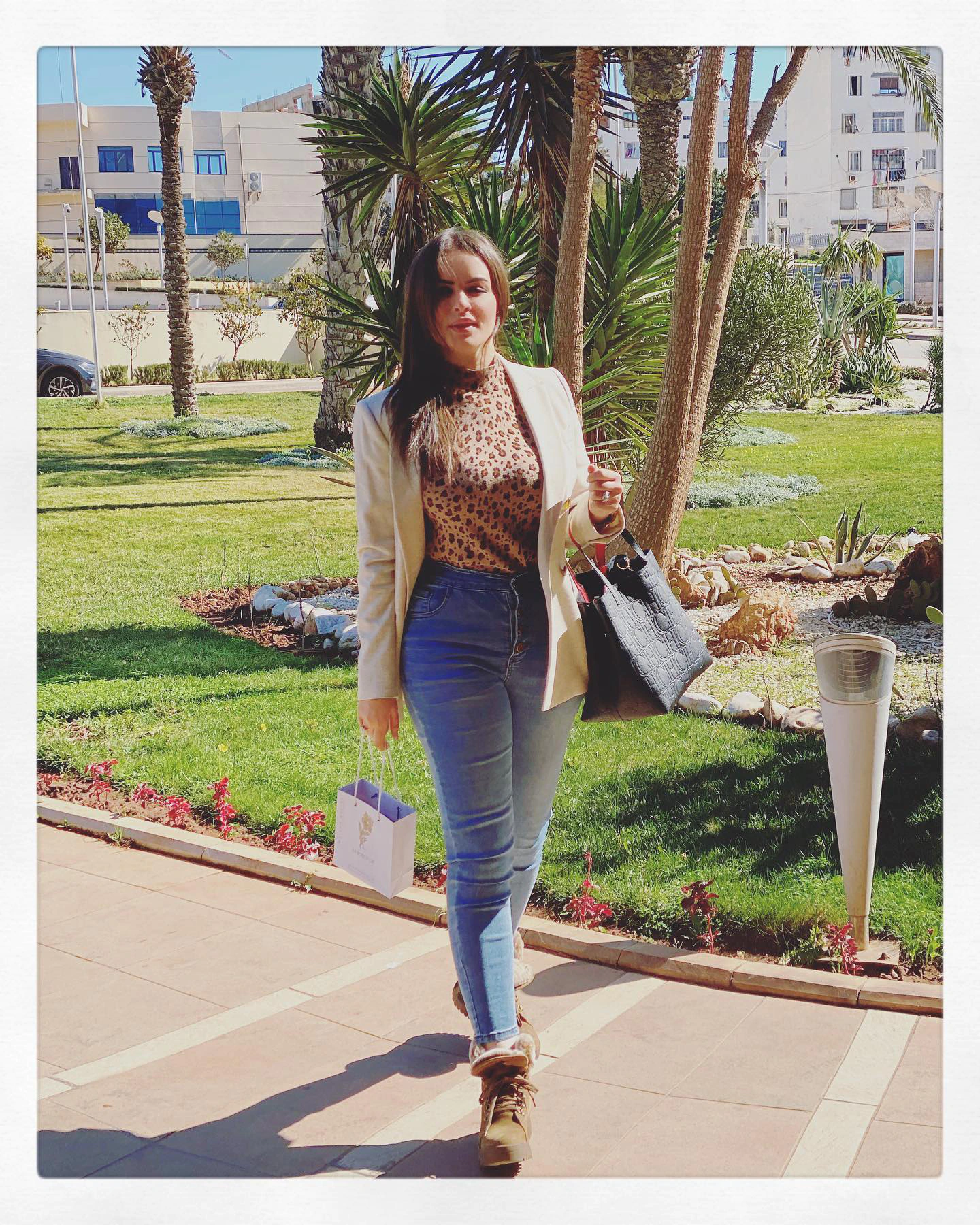 الفنانة حليمة خداش ويكيبيديا Halyma Alma wikipedia