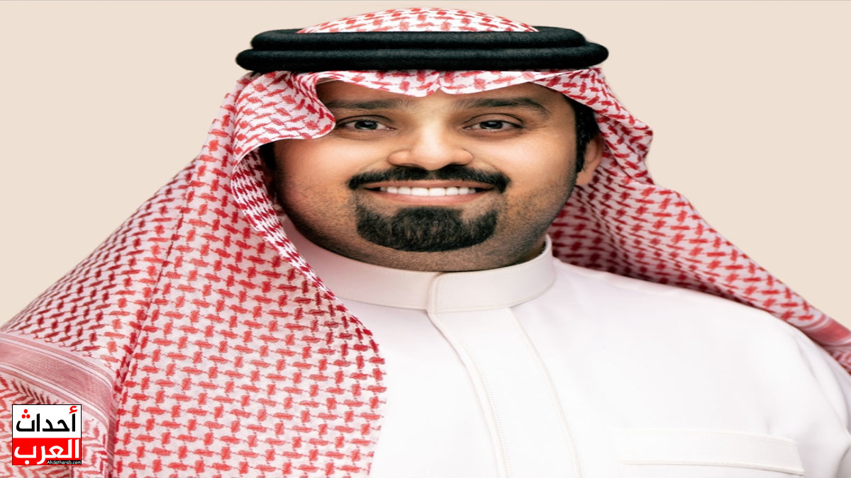 من هو بندر بن عوير ويكيبيديا