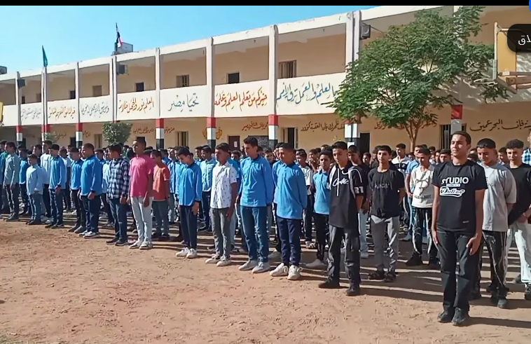 المدرسة الثانوية التجارية بداية قوية للعام الدراسي الجديد