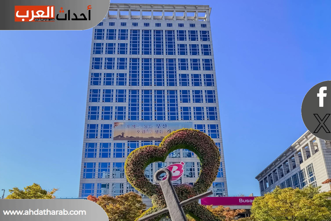 الفنانة المصرية منه سعد تشارك بلوحتين في معرض بياف-2025 الفنانة المصرية منه سعد تشارك بلوحتين في معرض بياف-2025